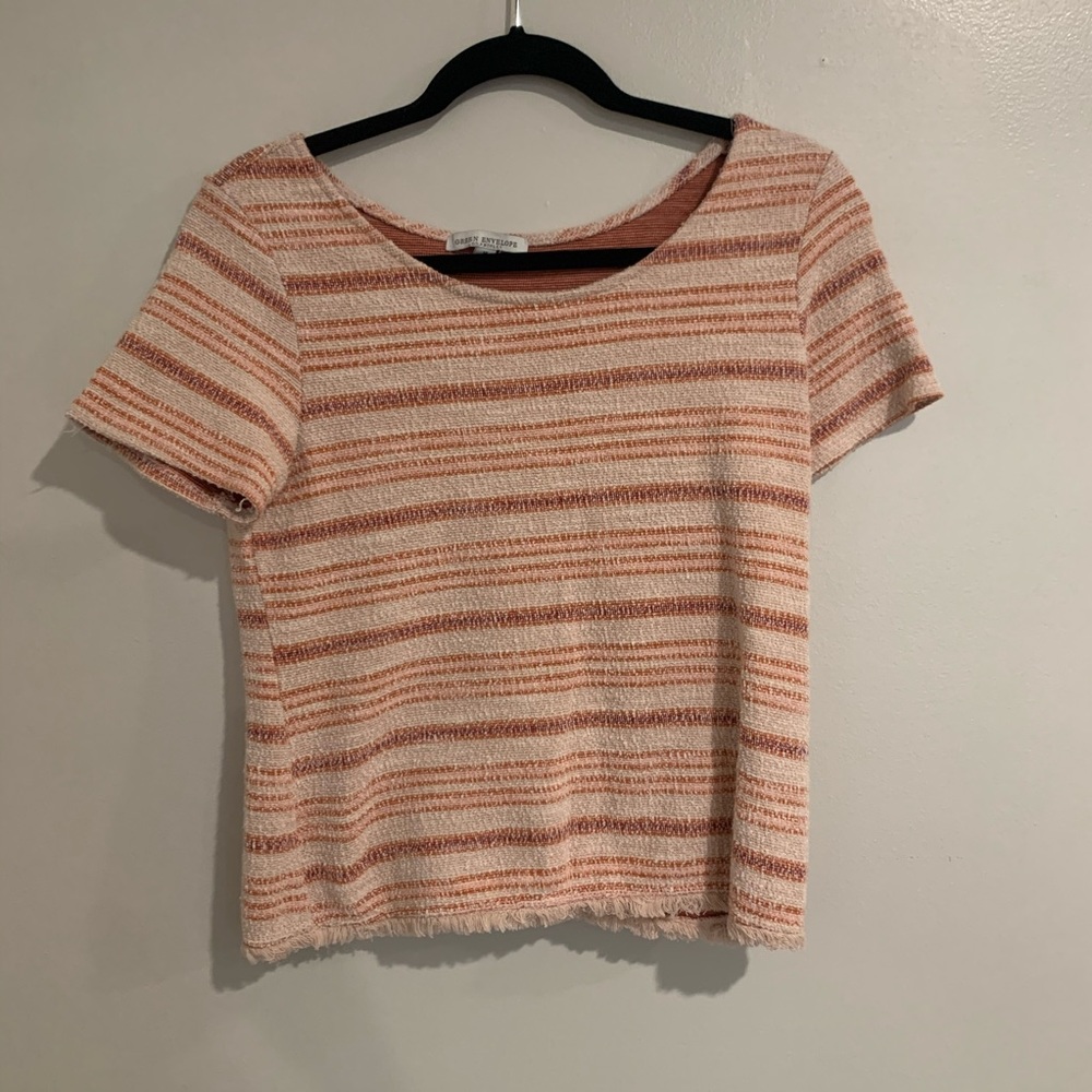 🔴➡️ 4/$10!!!!!⬅️🔴 
Heavy knit t shirt